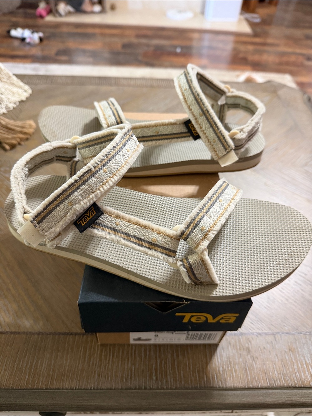 Teva Women's Original Universal Maressa Beige & Cream Strappy Sandals Size 8